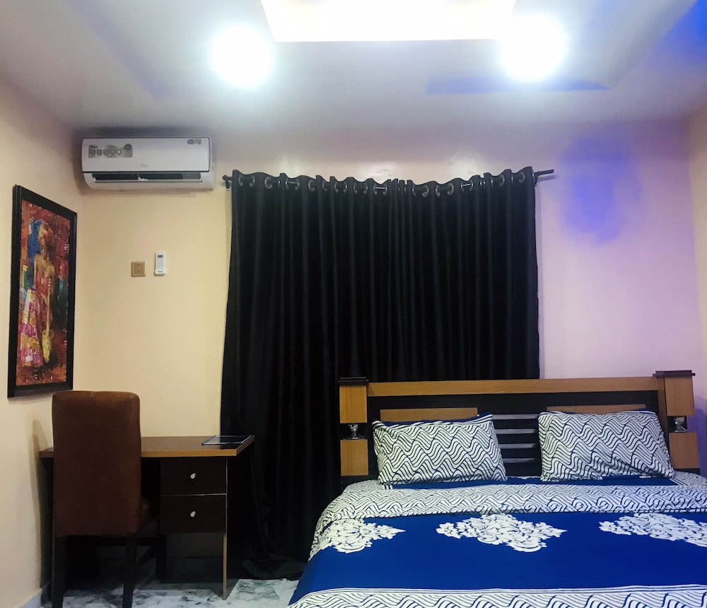 Exclusive Studio Suite photo 2