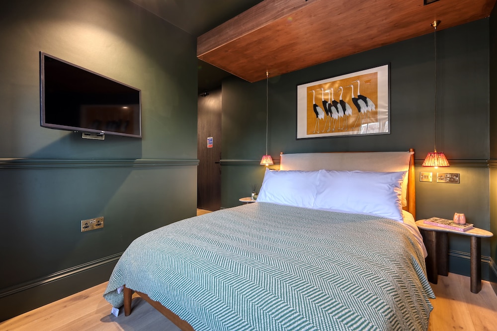 Basic Double Room photo 2