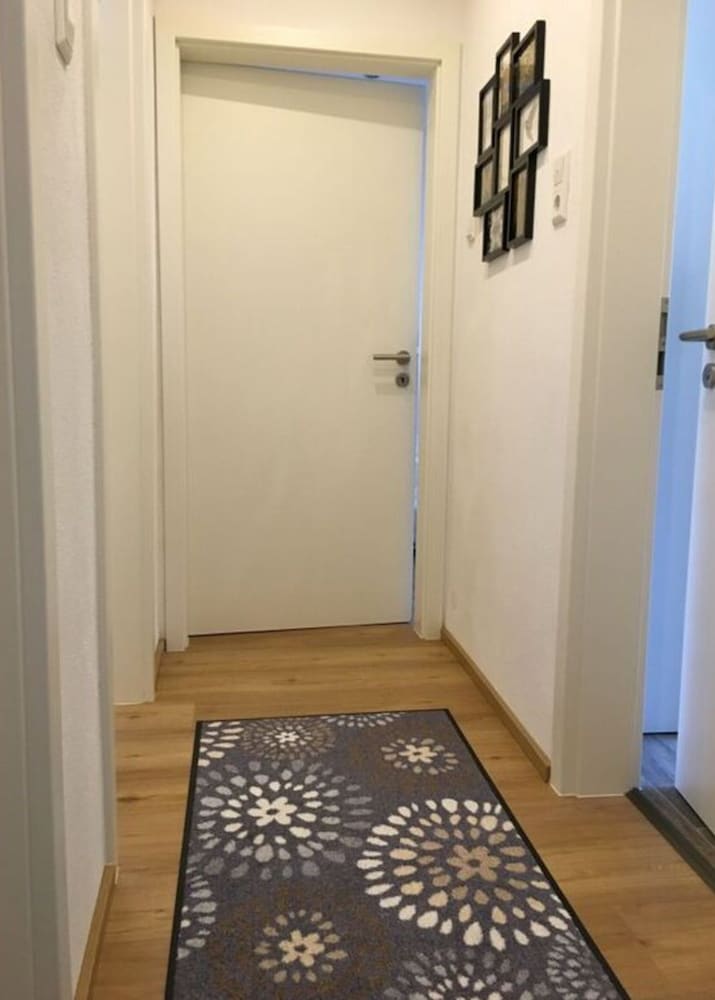 Apartment photo 2