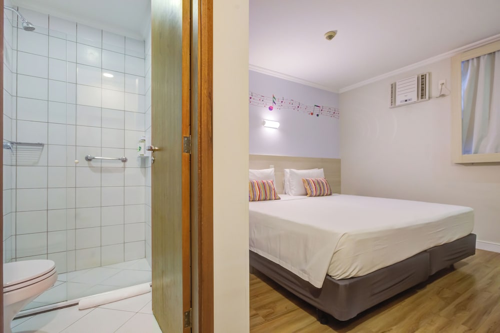 Standard Double Room - Photo 3