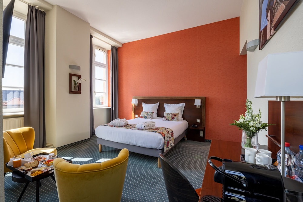 Premium Double Room - Photo 3