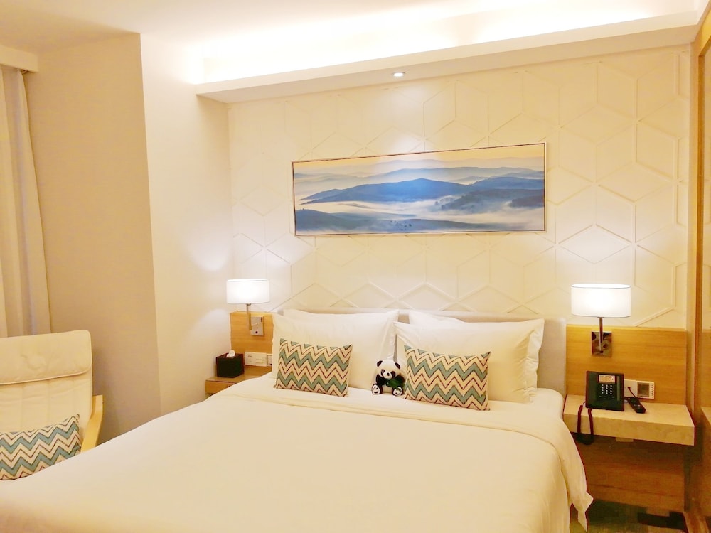 Riverview Suite photo 2