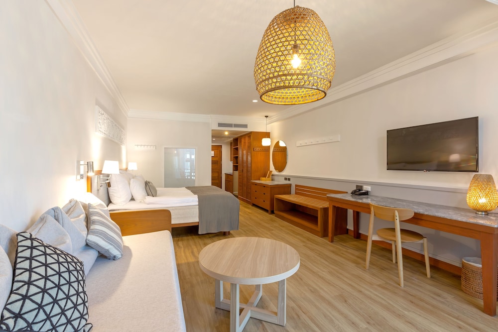 Family Suite - Photo 24