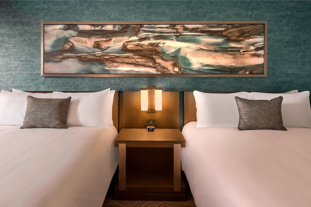 Room, 2 Queen Beds - Photo 2
