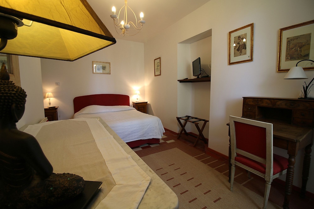 Double Room (8) photo 2