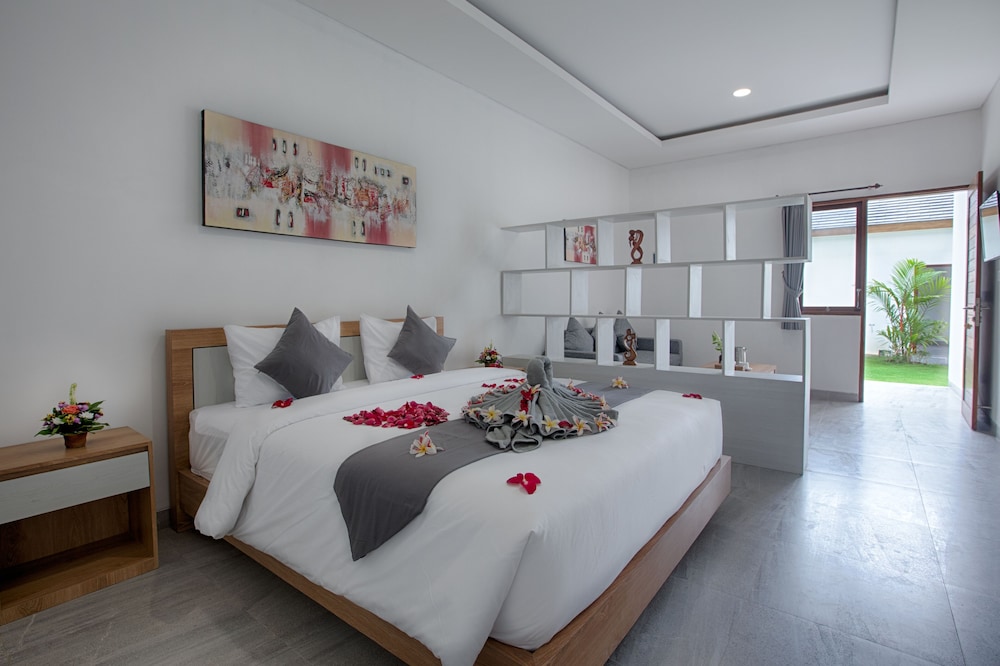 Deluxe Upper Floor - Photo 3
