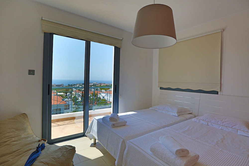 Premium Villa, 3 Bedrooms, Sea View, Sea Facing photo 1