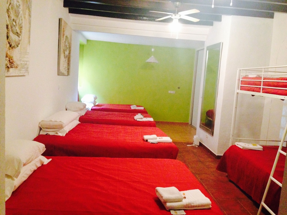 Dormitorio compartido (10 personas)