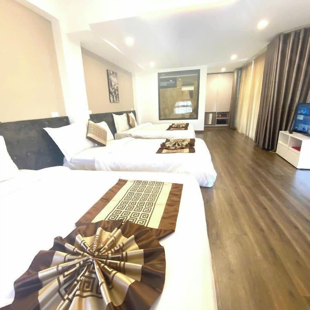 Family Triple Room, Hill View