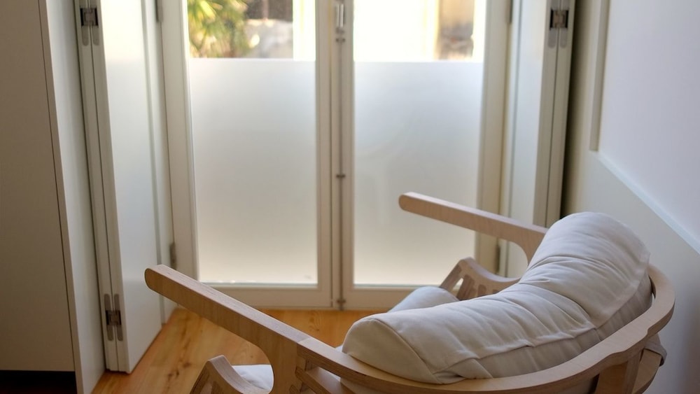 Double Room (Top Garden Room) thumbnail 6
