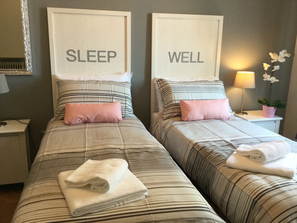 Double or Twin Room, City View (Vista Cupole)