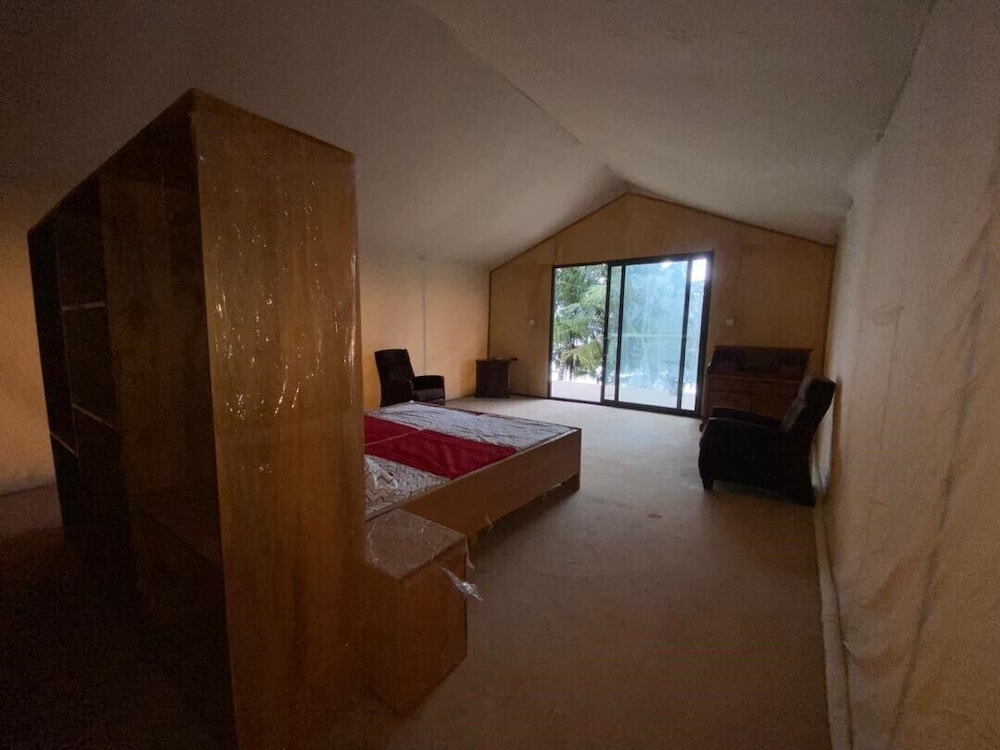 Bungalow, Lake View photo 3