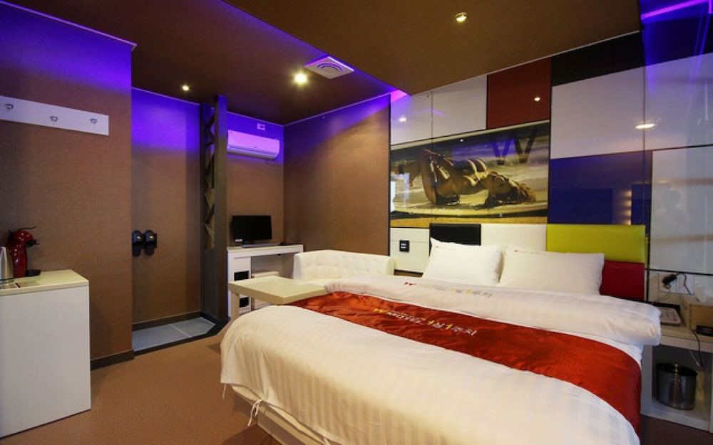 Room (1 vehicle per room B)