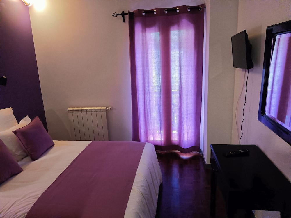 Classic Room - Photo 4