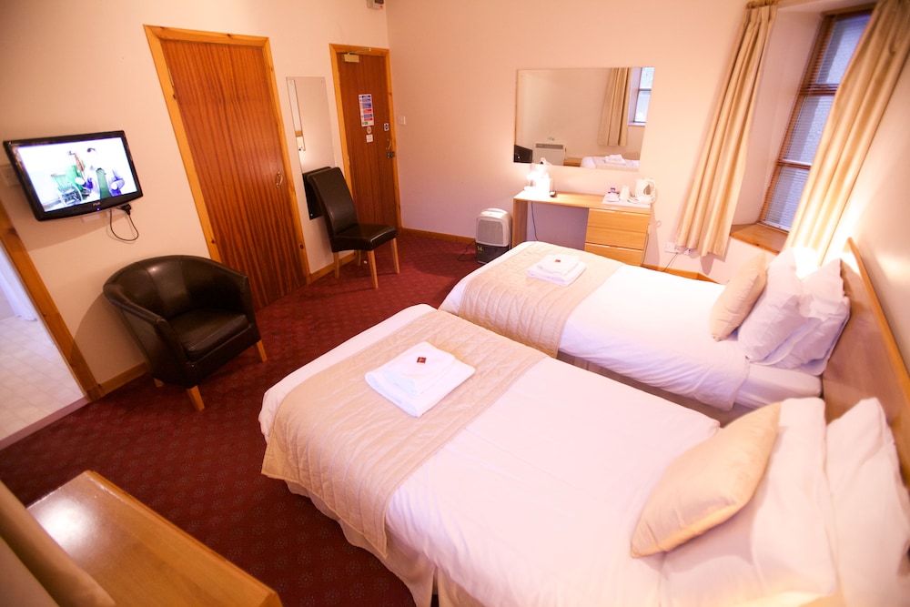 Twin Room (Harbourside House)