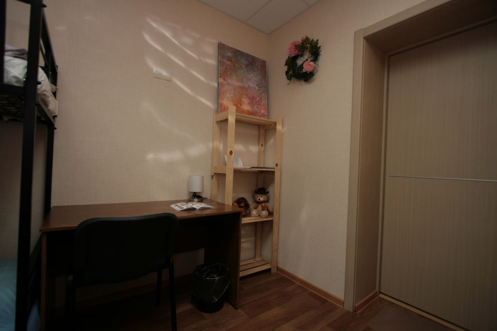 Shared Dormitory, Women only, Shared Bathroom (10 Beds) photo 2