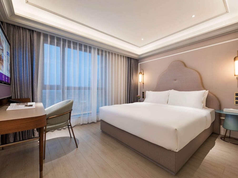 Privilege, Room, 1 King Bed