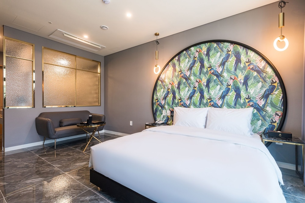 Standard Double Room - Photo 5