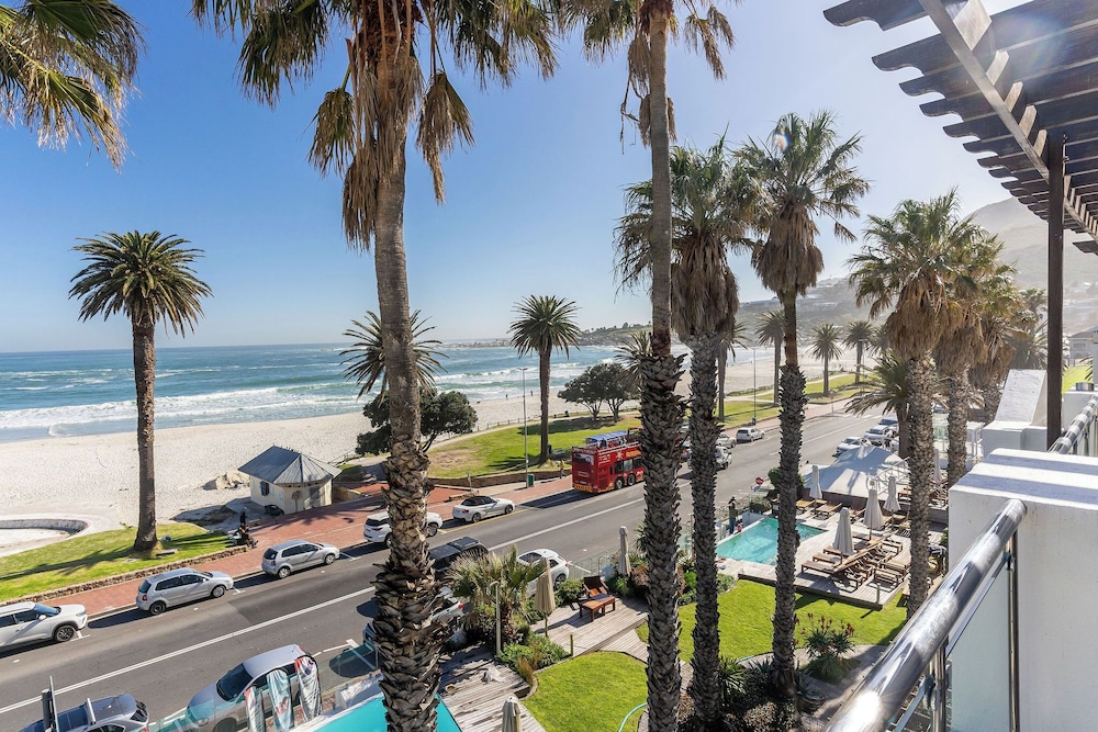 Sea View Suite - Photo 4