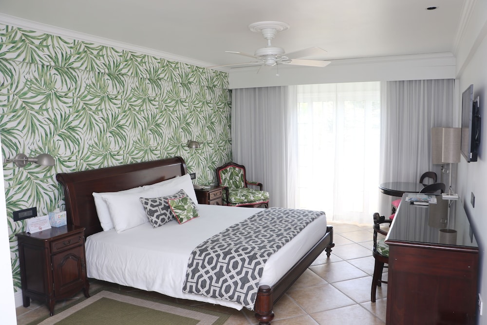 Standard Room, Patio, Garden View - Photo 1