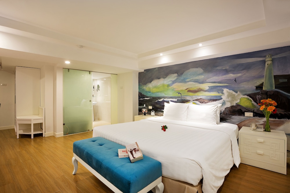 Deluxe Room, No Windows, Ground Floor photo 1
