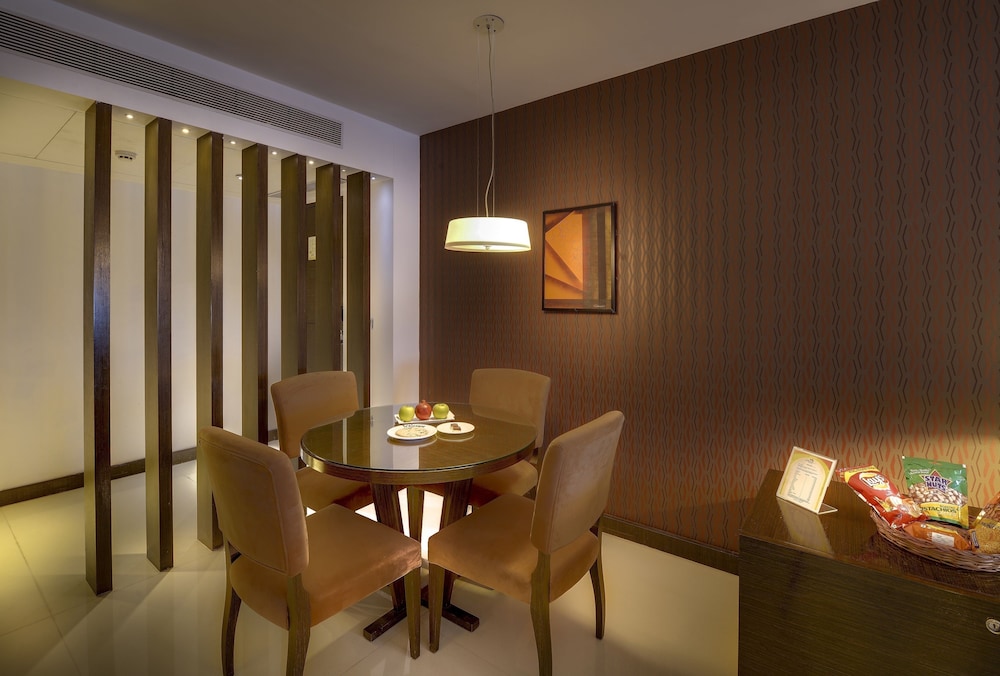 Suite, 1 Double Bed photo 3