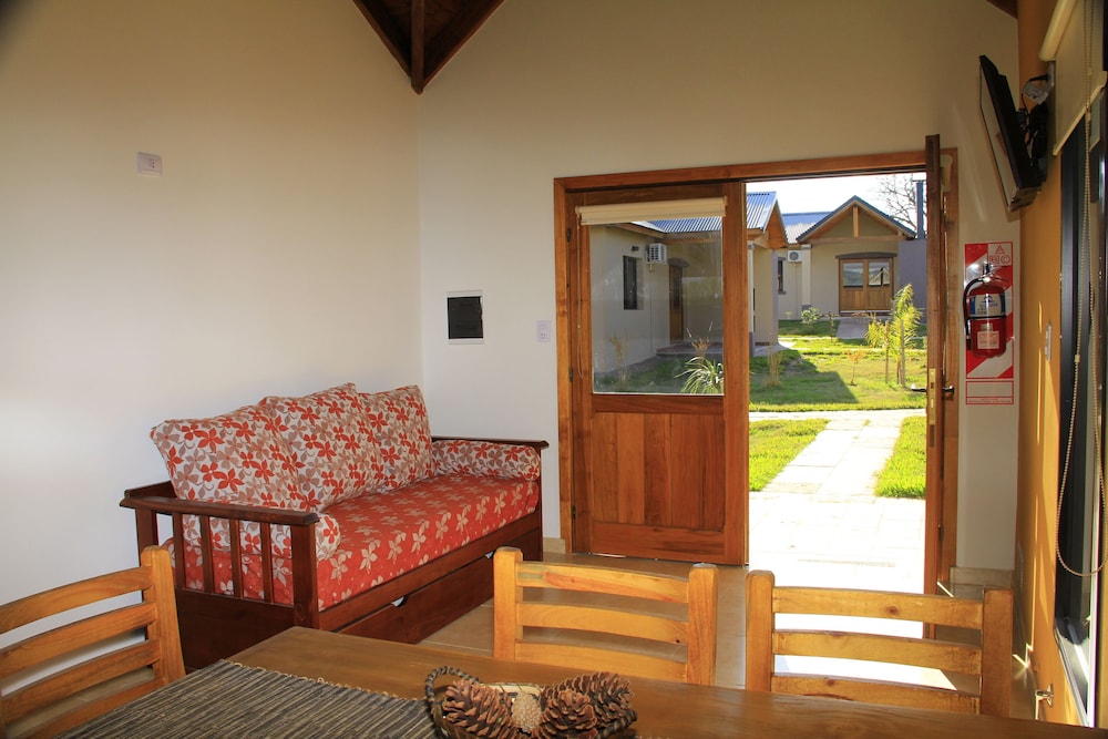 Deluxe House, 3 Bedrooms, Non Smoking, Private Bathroom photo 3