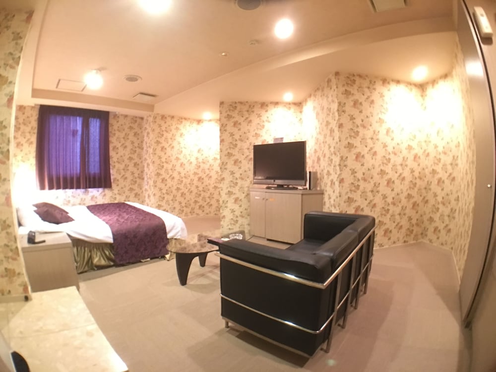 Basic Double Room - Photo 9