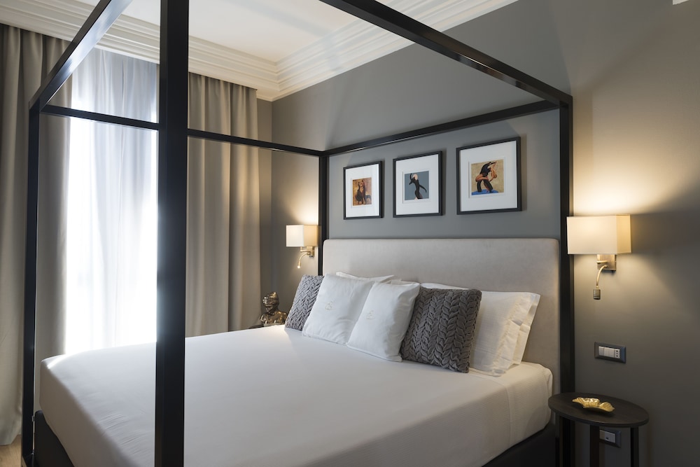 Deluxe Room - Photo 1