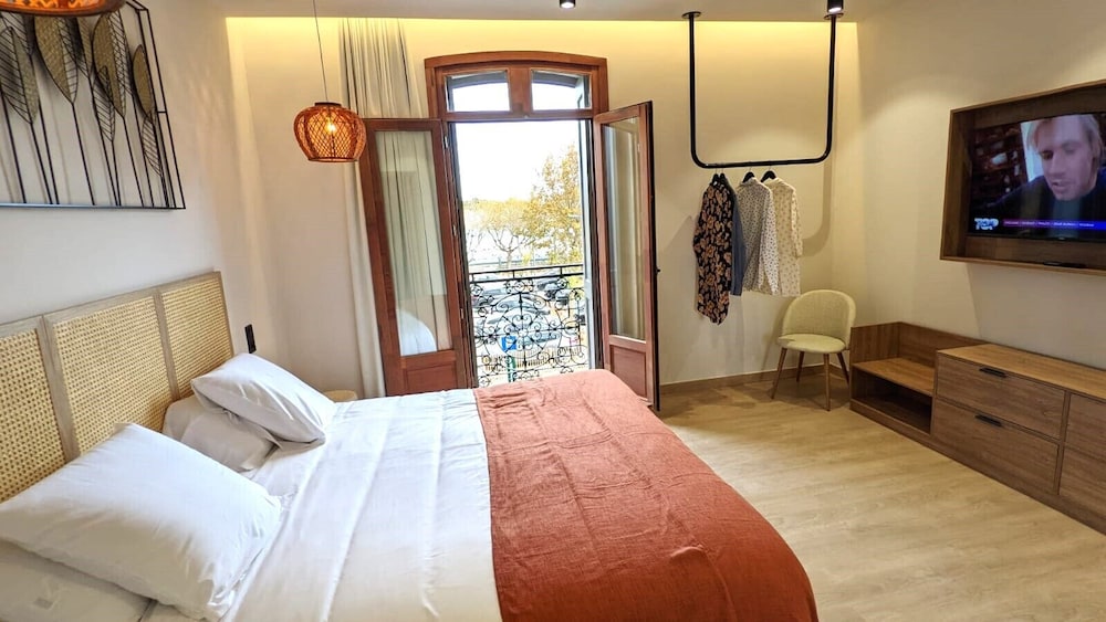 Deluxe Room, Harbor View (Marin)