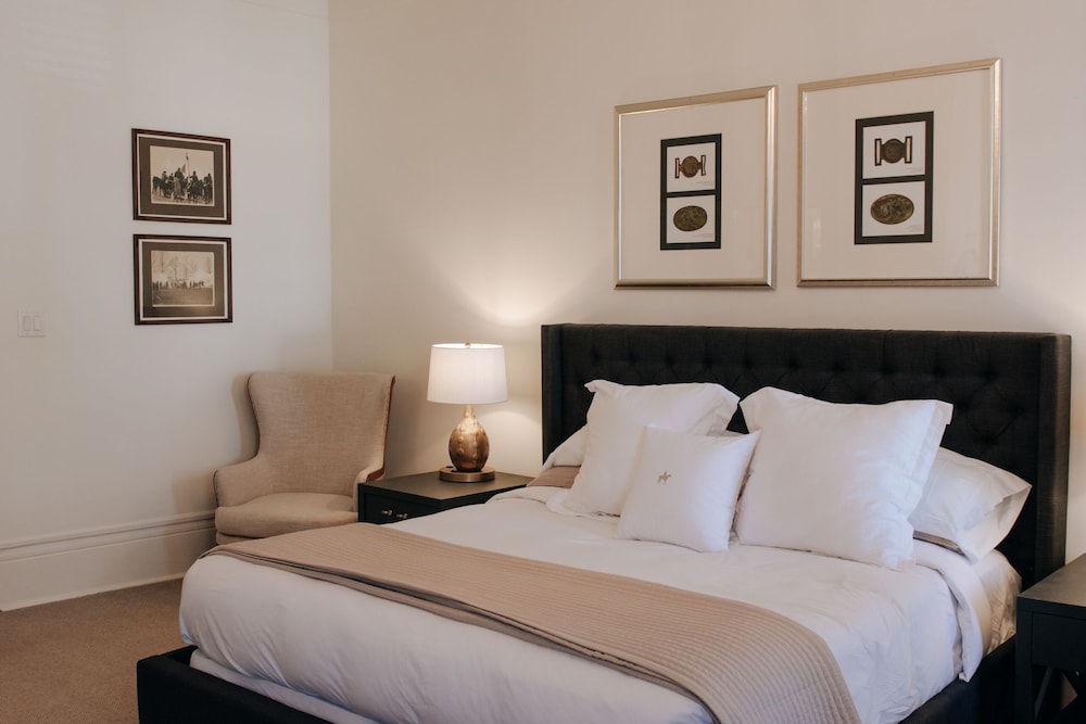 Standard Double Room, Ensuite (Franklin - Guest Suite) photo 1