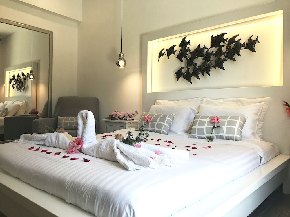 Honeymoon Junior Suite with Private Terrace