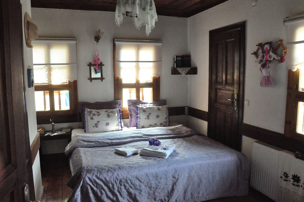 Design Double or Twin Room, 1 Bedroom, Balcony