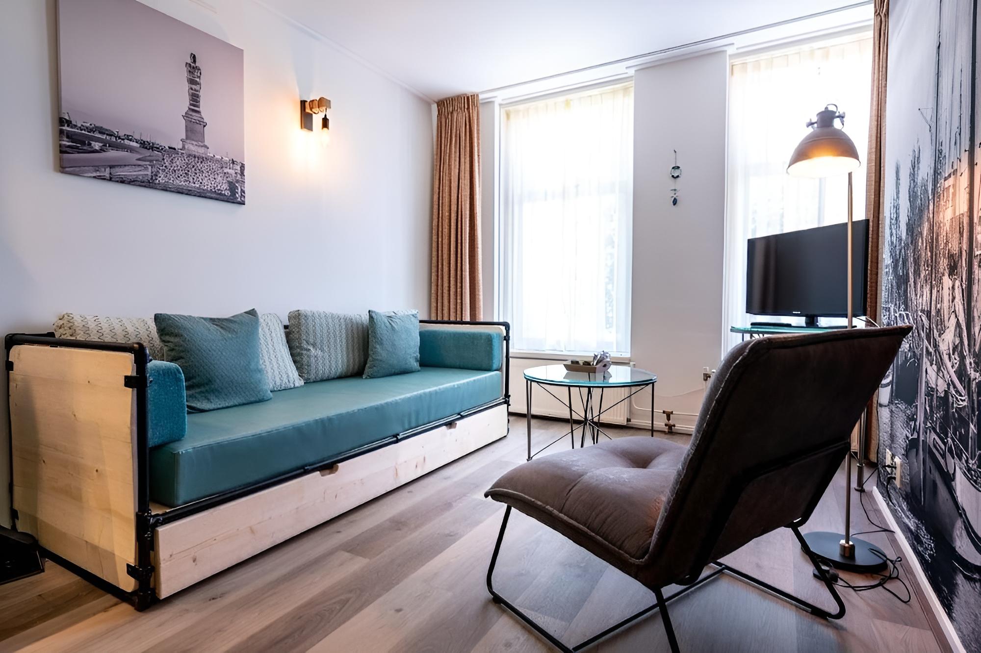 Apartment photo 1