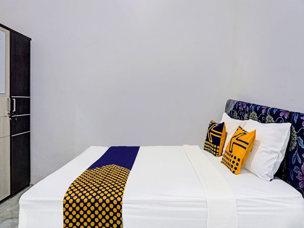 Economy Double Room photo 2