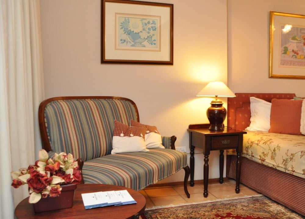Family Room, Ensuite (Family Suite w. Lounge) photo 2