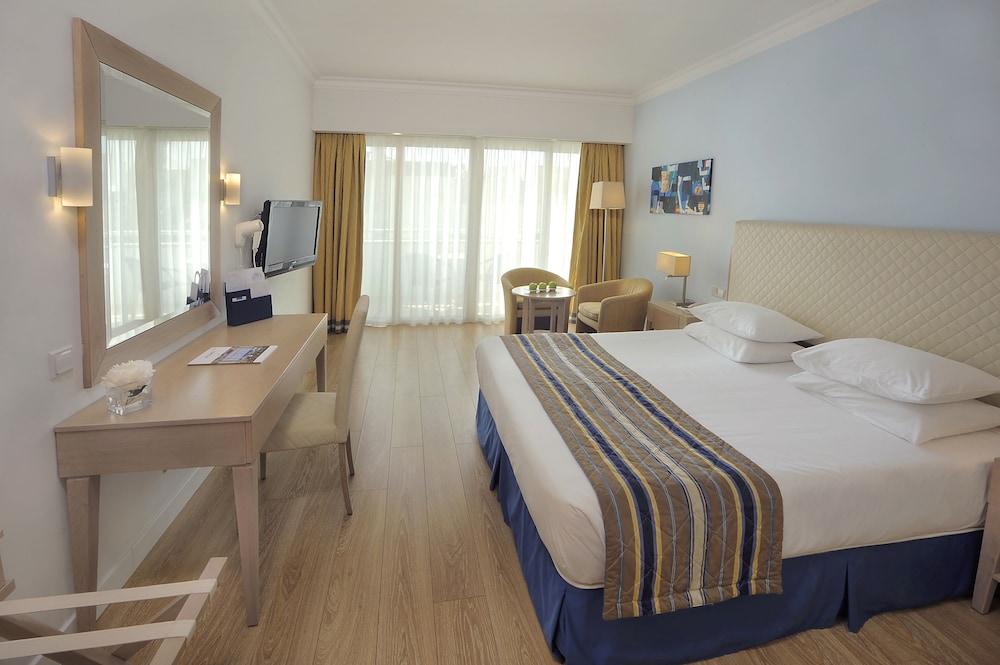 Deluxe Double Room, Mountain View photo 3