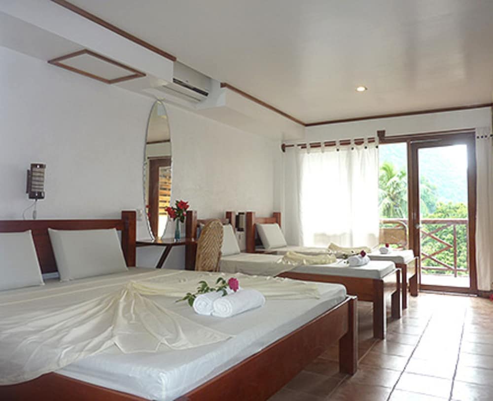 Family Room with Balcony, 2nd Floor