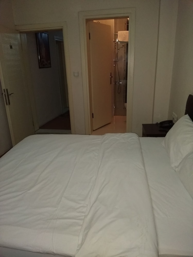 Single Room photo 1