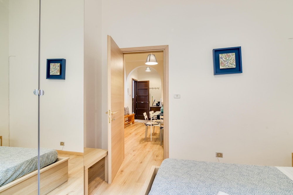 Family Apartment, 3 Bedrooms (Artè House In The Historical Catania)