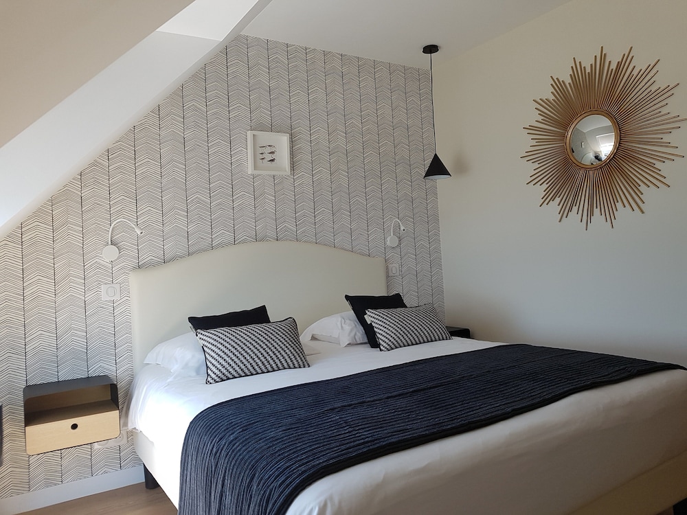 Standard Double Room photo 2