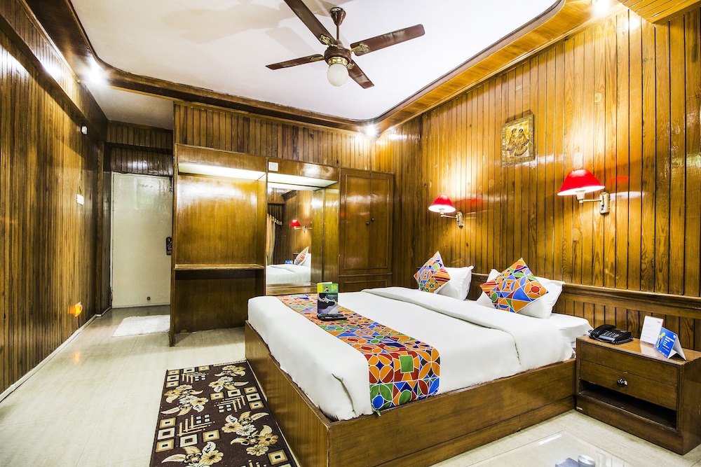 Premium Room, 1 Queen Bed, Non Smoking photo 3