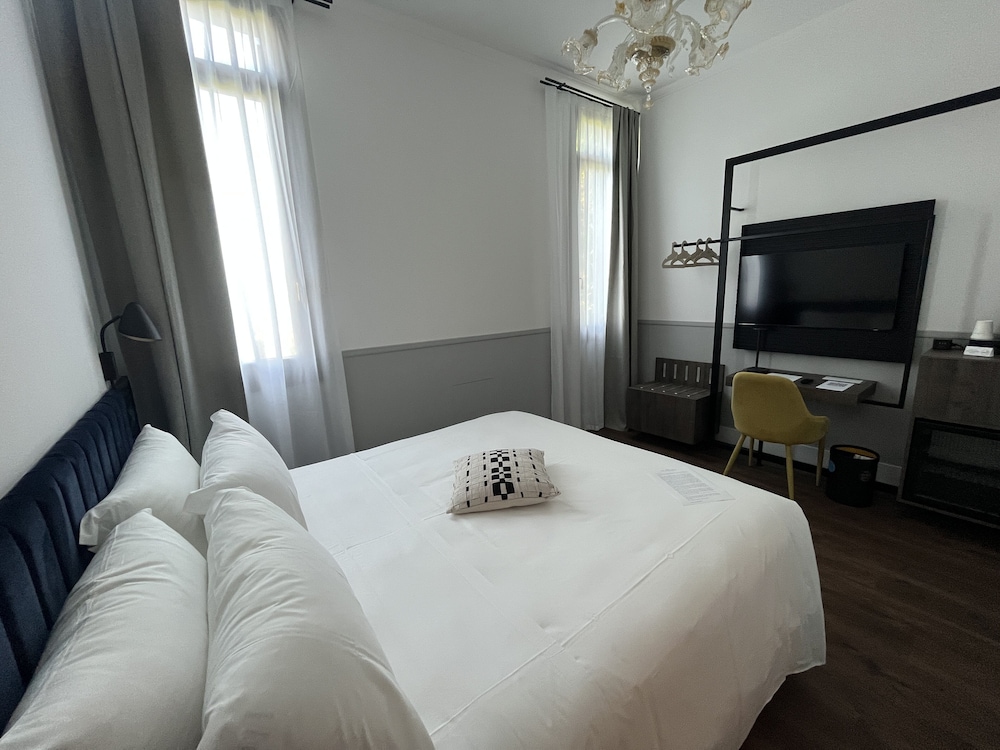 Comfort Room