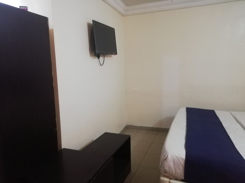 Executive Room - Photo 2