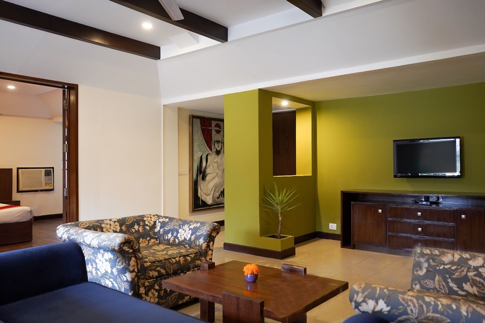 Deluxe Suite - Photo 4
