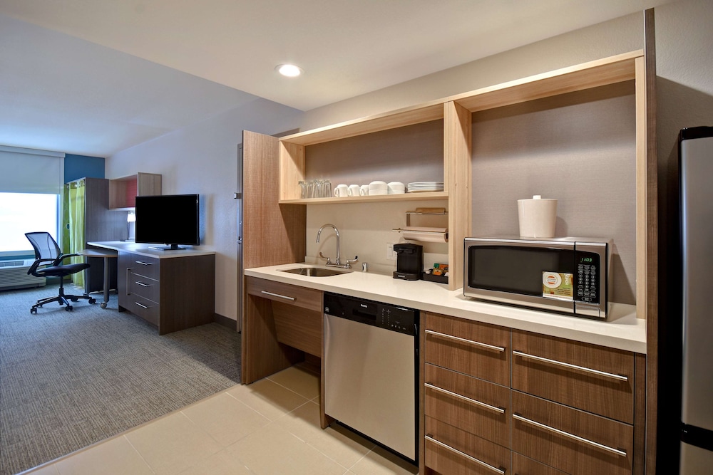 Studio, 2 Queen Beds, Accessible (Hearing) - Photo 1