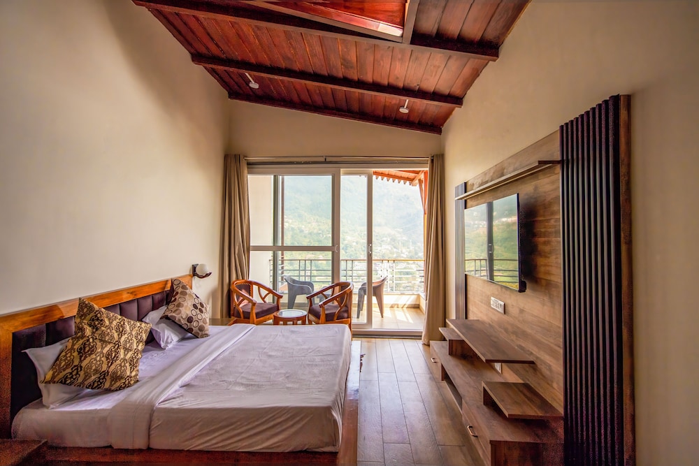 Deluxe Room, Lake View