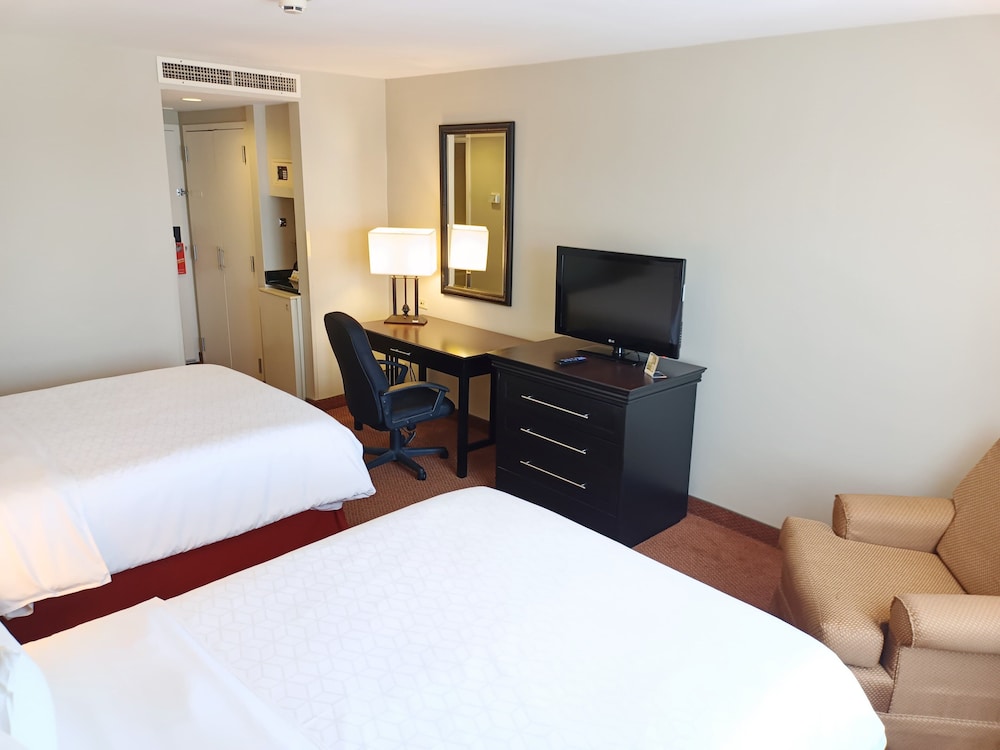 Standard Room, 2 Double Beds - Photo 3