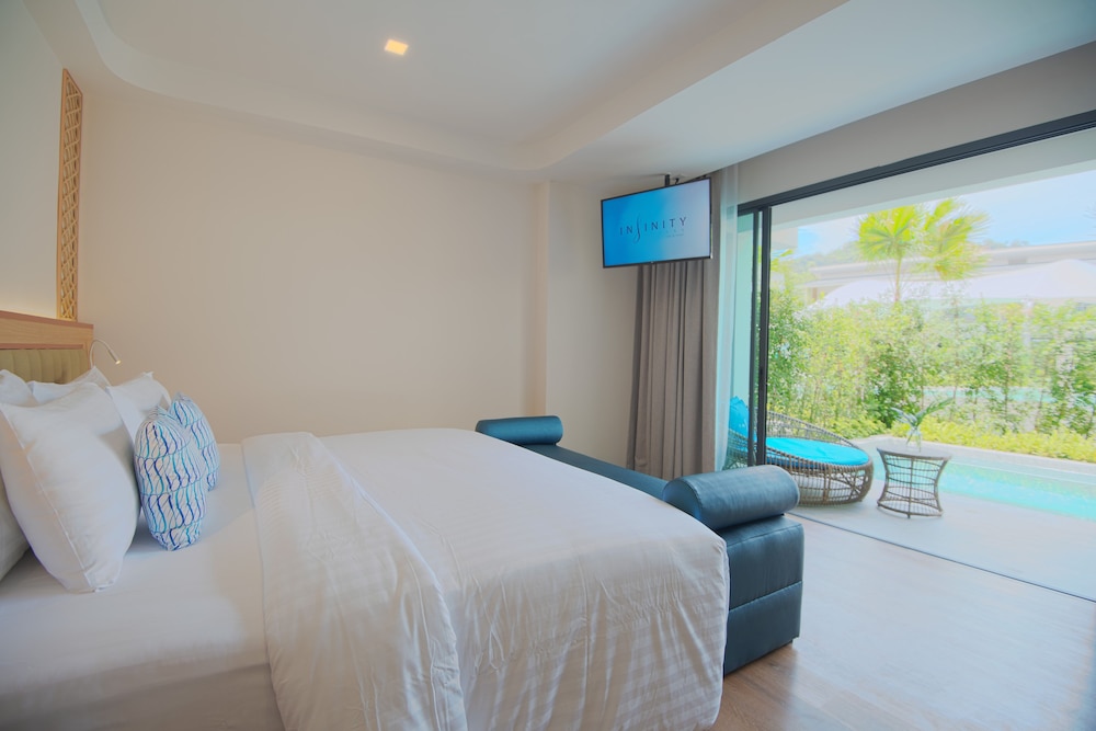 Premier Room, Private Pool - Photo 3