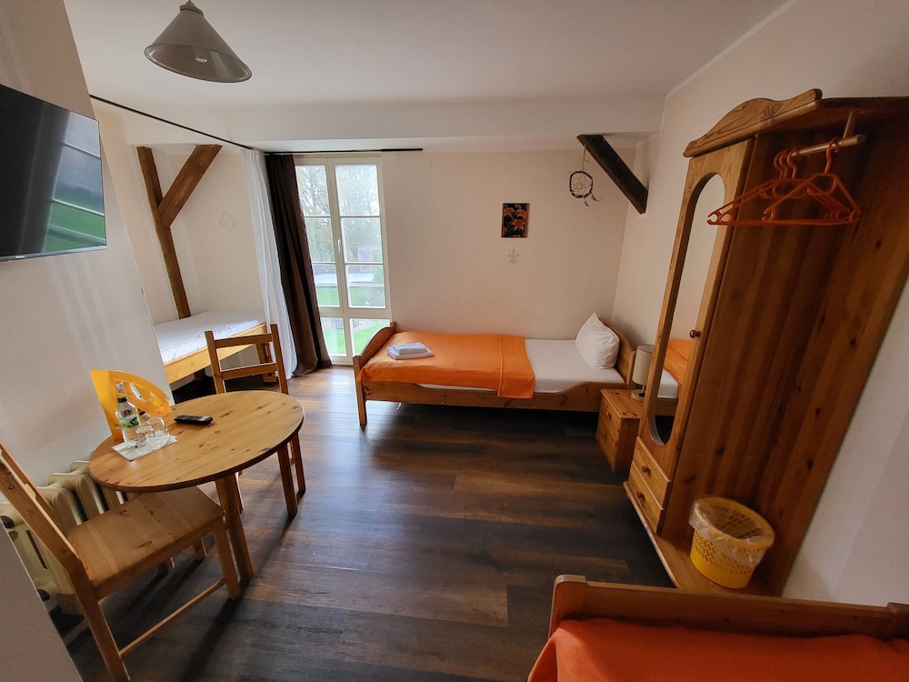 Standard Twin Room photo 1